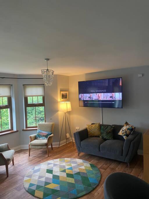 Willa Cheerful 4-Bed Townhouse In Centre Of Newcastle Newcastle  Zewnętrze zdjęcie